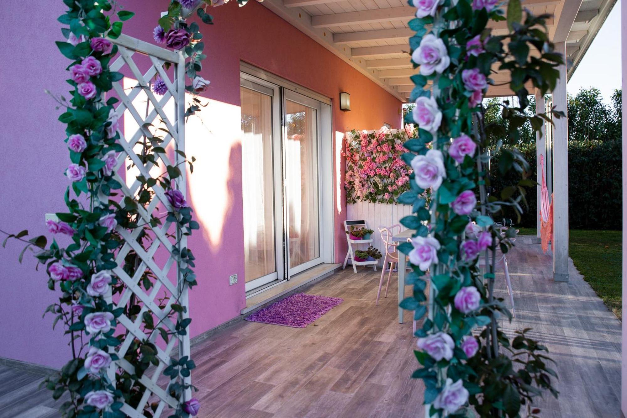 Villetta Tinmar Barbie House Верона Екстериор снимка